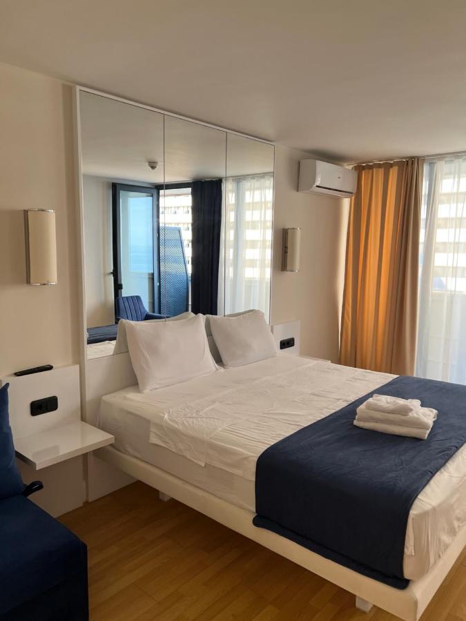 The Best Beach Aparthotel Orbi City Batumi Bagian luar foto
