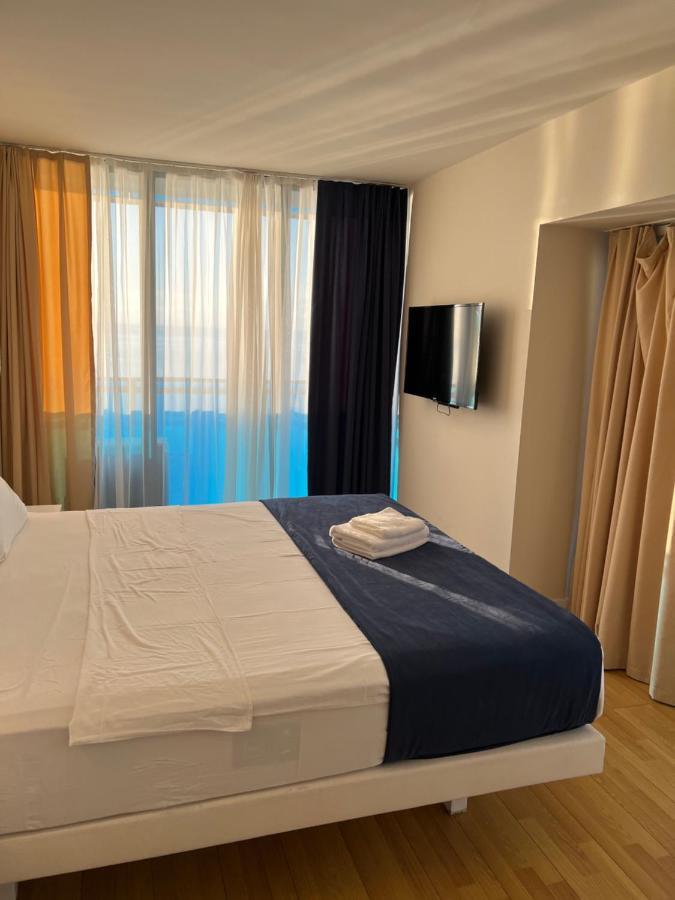 The Best Beach Aparthotel Orbi City Batumi Bagian luar foto