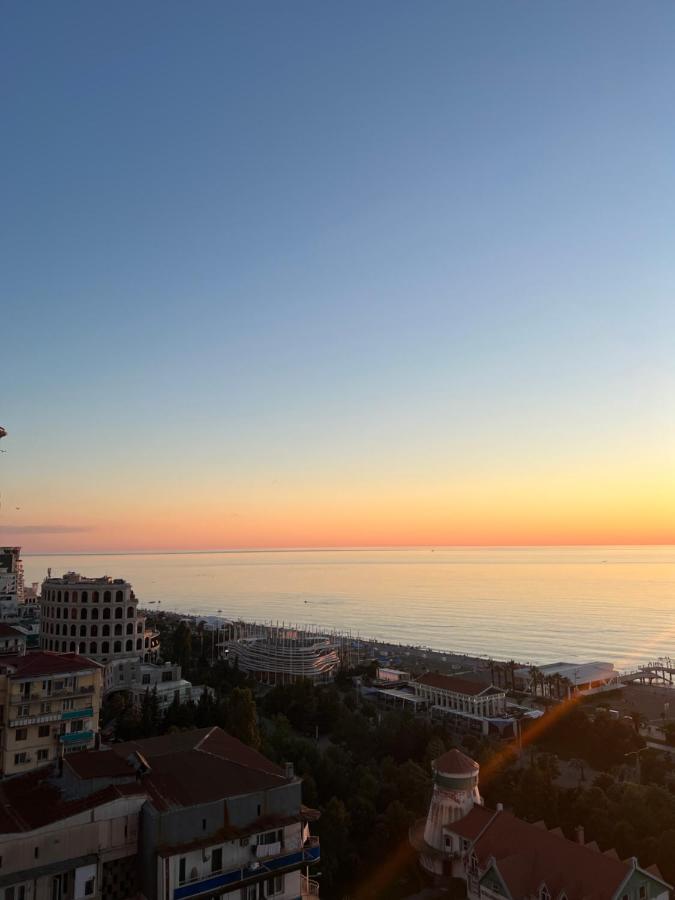 The Best Beach Aparthotel Orbi City Batumi Bagian luar foto